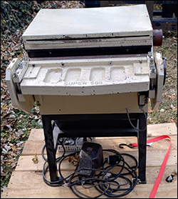 Renz Super 500 Semi-Automatic Floor Model Paper Punche